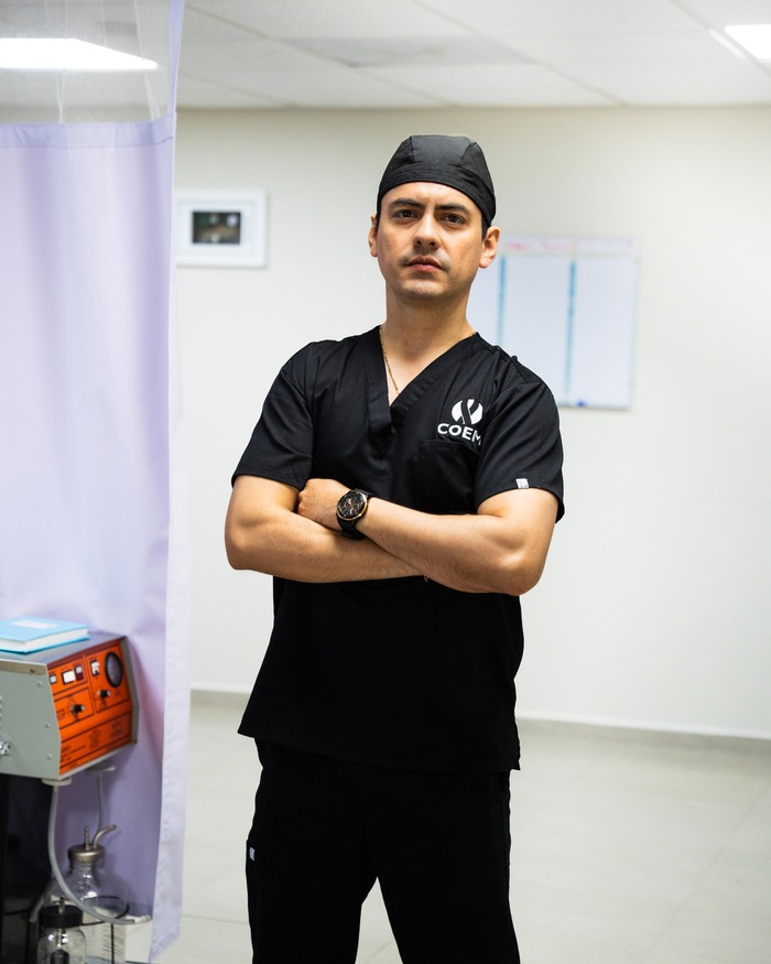 Dr. Armando Azuara